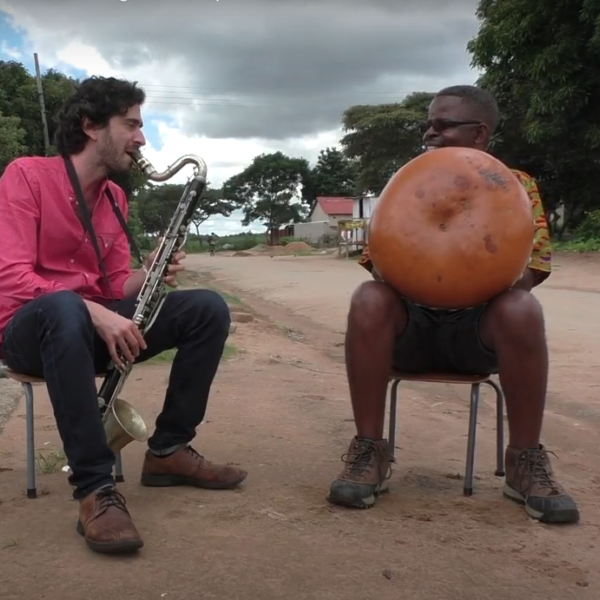 Oran Etkin and Musekiwa Chingodza Perform “Nhema Musasa” As Clarinet-Mbira Duet