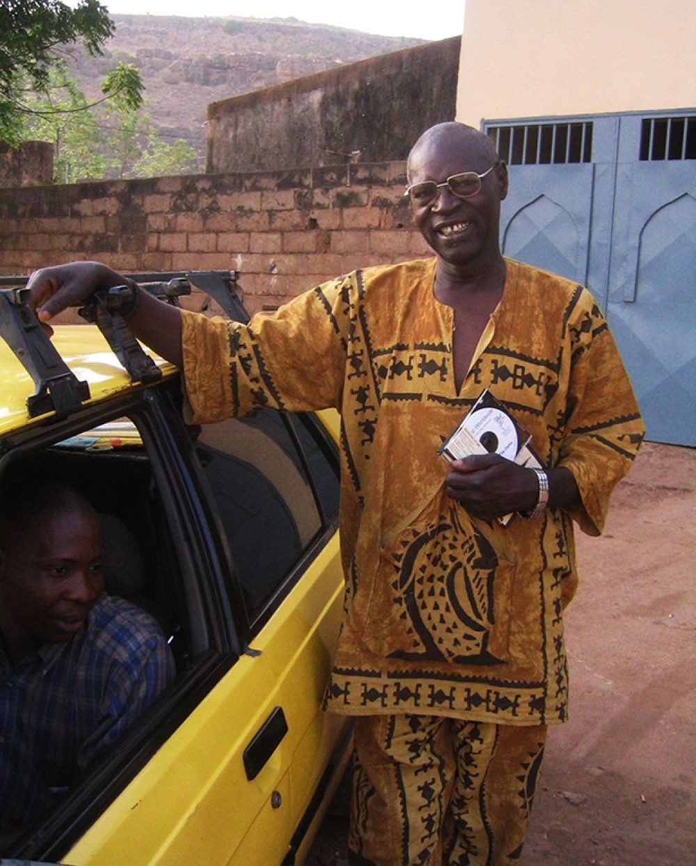 Ali at his Lafiabougou home in Bamako, 2005 (Eyre)