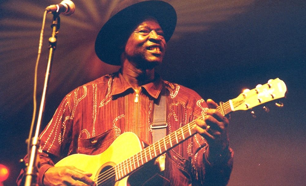 Ali at WOMAD in Seattle, 2000 (Eyre)