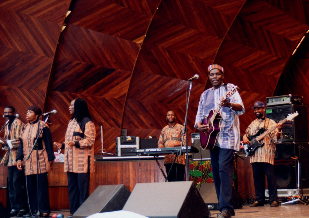 Tuku at the bandshell in Boston (Eyre 1999)