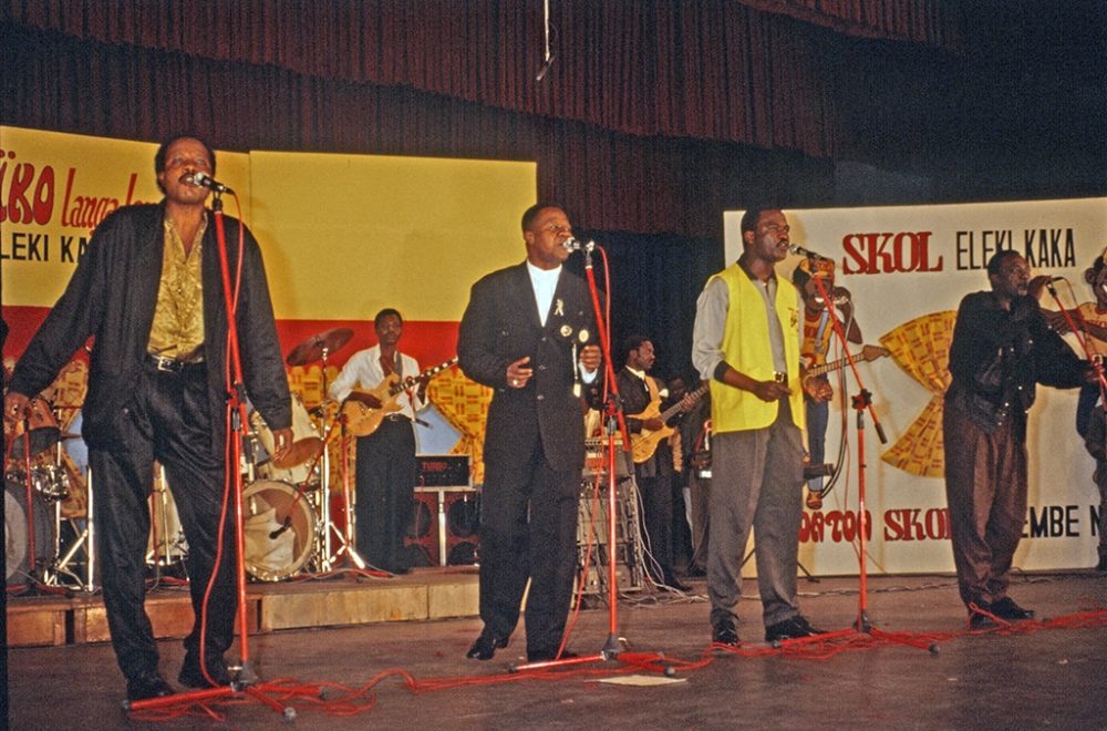 Zaïko Langa Langa at the Palais du Peuple in Kinshasa (Eyre, 1987)