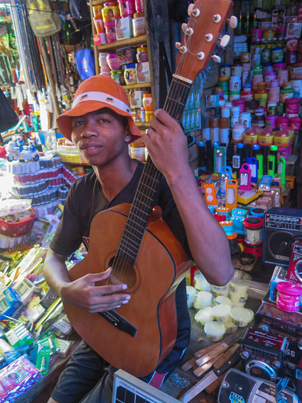 Guitar player in Morondava market