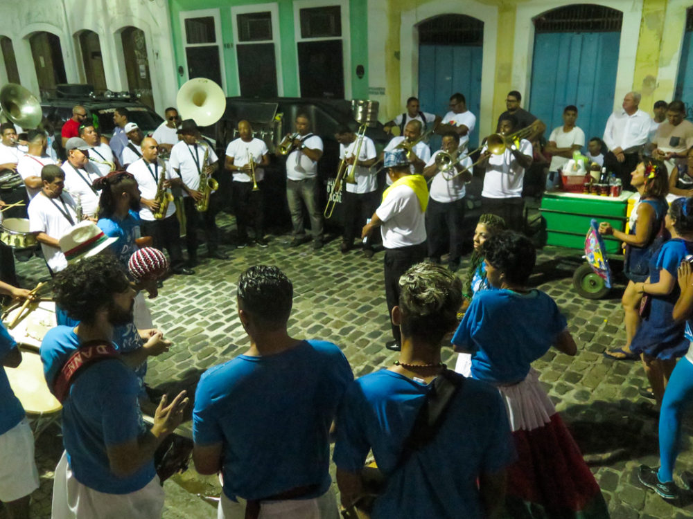 Frevo face-to-face with maracatu