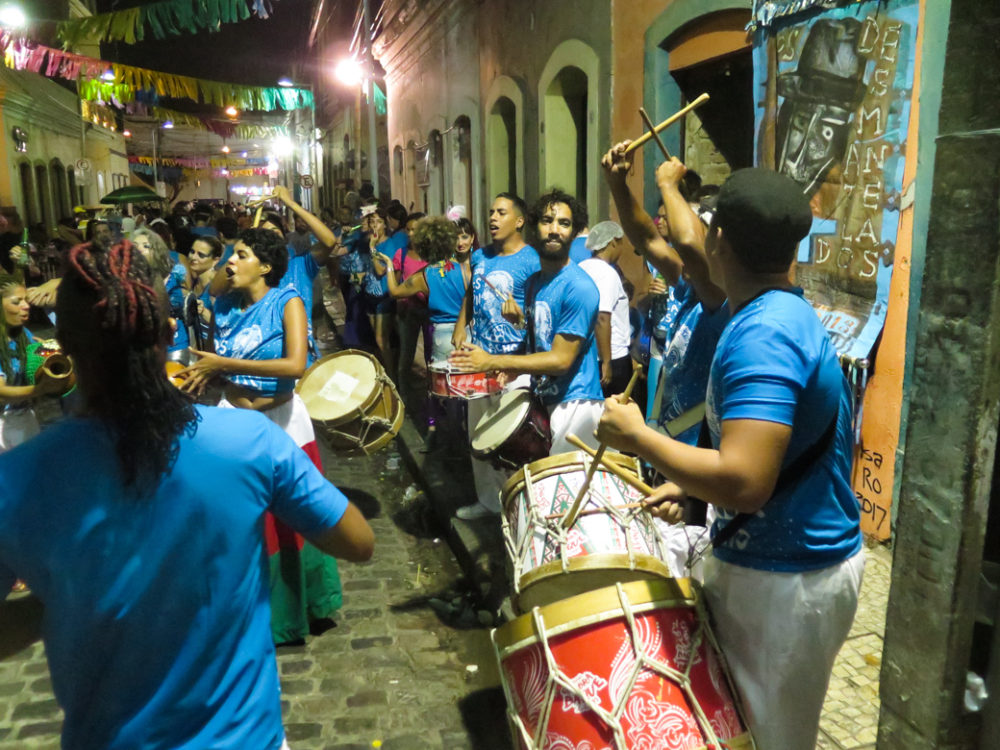 Side street maracatu!