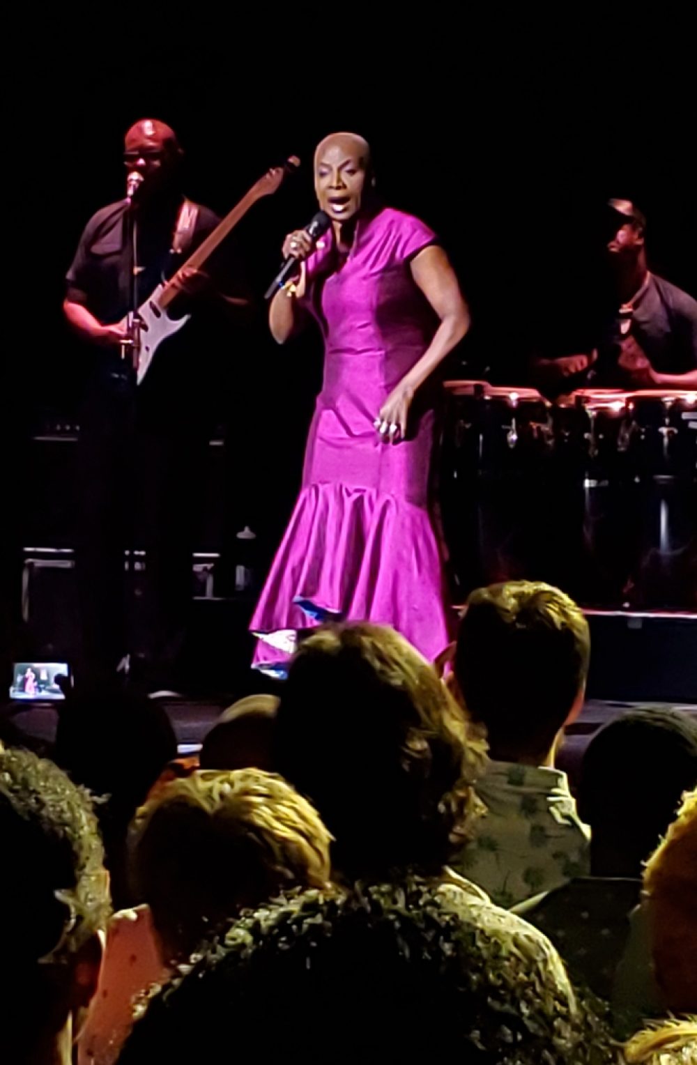 Angelique Kidjo (Ron Deutsch)