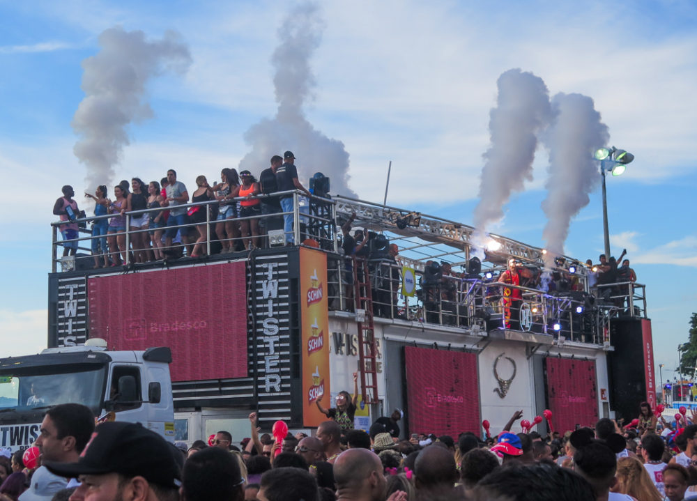 A trio electrico lets off steam near the start of Salvador's 2018 Carnival (All photos, Eyre, 2018)