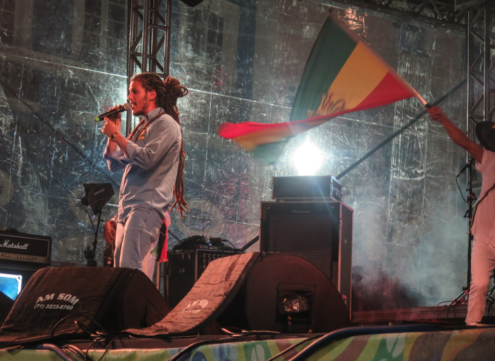 Alexandre Leao, Moreno Veloso and David Moraes closed out the night at the central Pelourinho stage (Largo do Pelourinho)