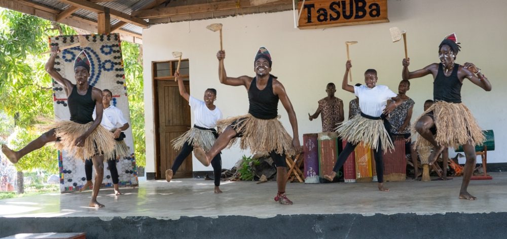 TaSUBa dancer (Masewe)