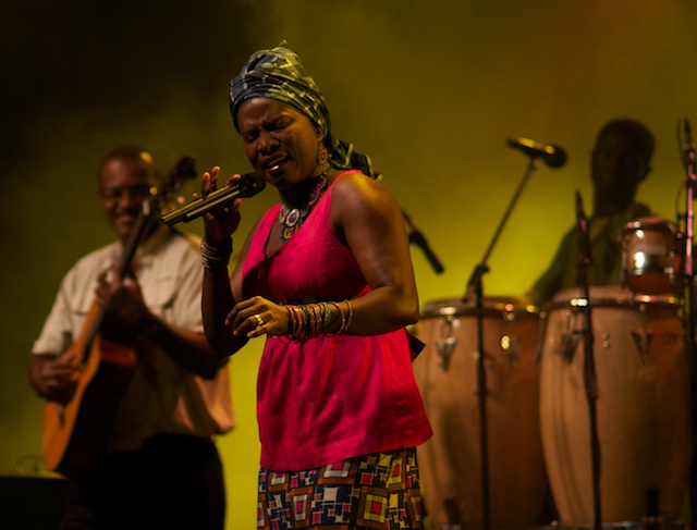 Angelique Kidjo and Dominic Kanza, Montreal (Eyre 2013)