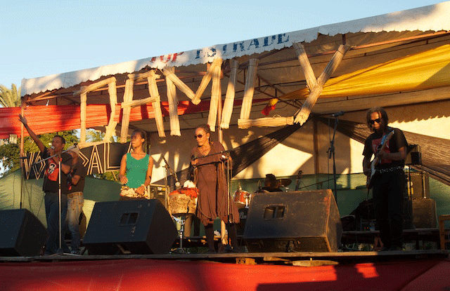 Damily band live in Tulear (Eyre 2014)