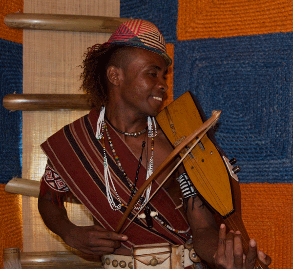 Surzi on the Antandroy lokanga fiddle (Eyre 2014)