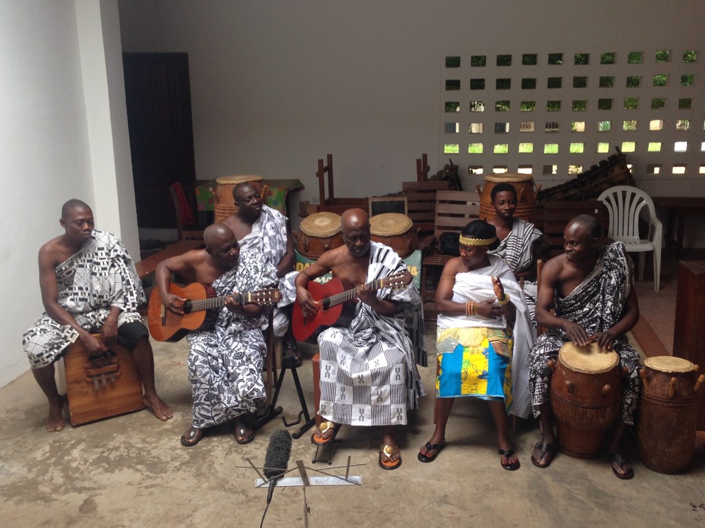 Koo Nimo & his band performing "Nketia Sabene"