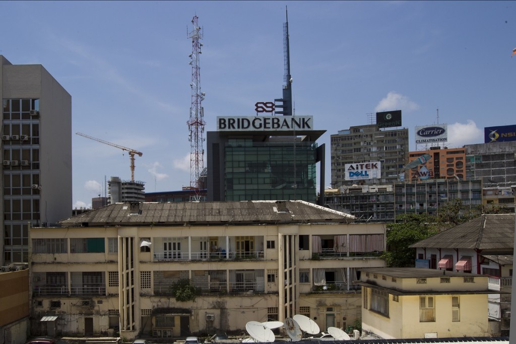 Plateau, city center, a construction boom is underway underscoring the positve energy in Abidjan following several years of unrest. Several new hotels have been built or planned and a new bridge opened in 2014 connecting Cocody and Marcory neighborhoods, and relieving traffic congestion.