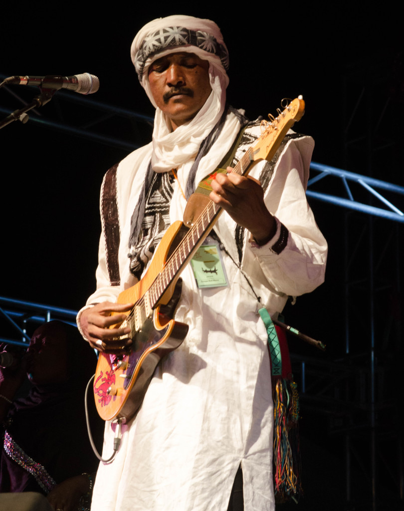 Ahmed Ag Kaedi, Amanar, at Festival Sur le Niger, Segou (Eyre 2016)