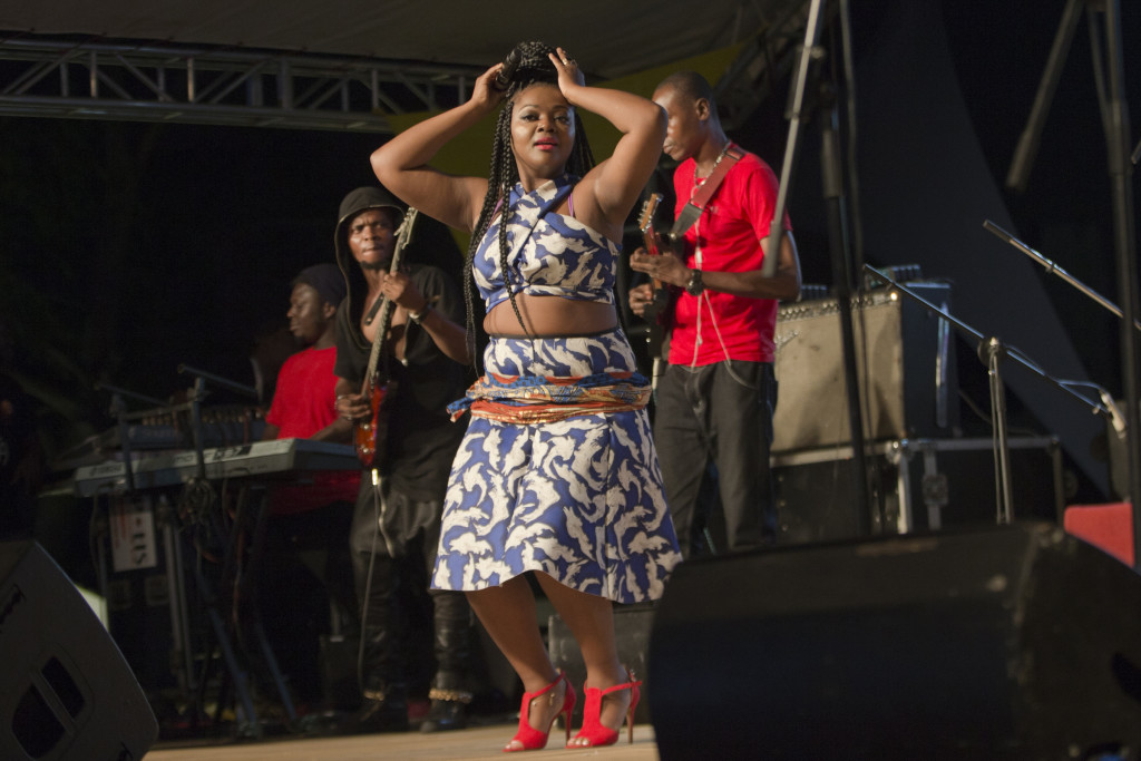 Blandine Dina, a congoleses singer now in Canada perofrming at the MASA Festival, Abidjan. photo William Farrington