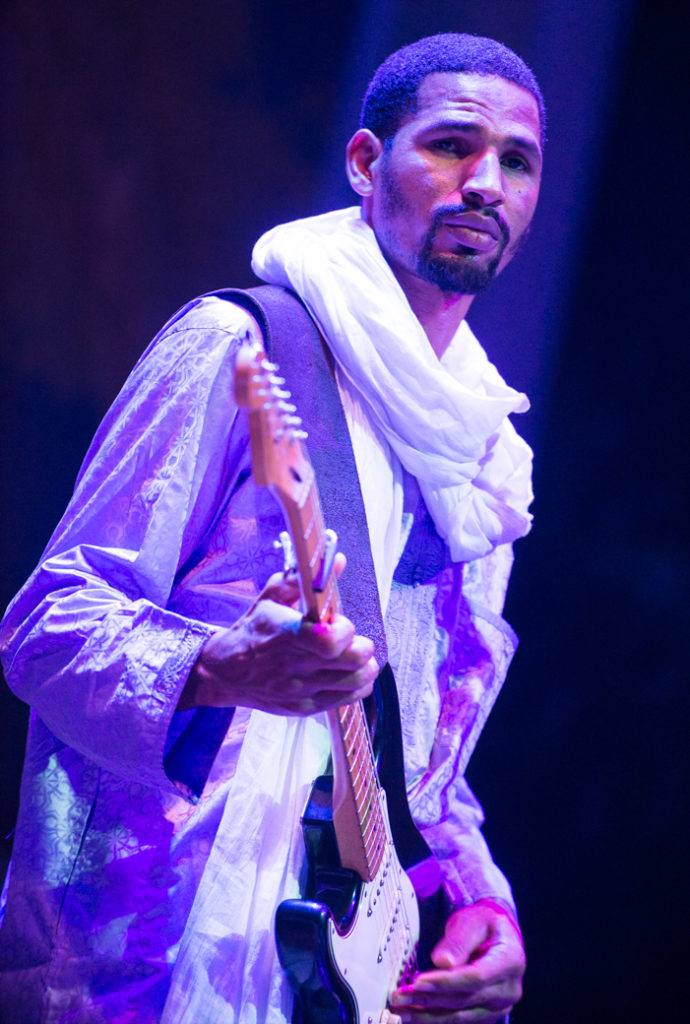 Mdou Moctar at the Lincoln Center Atrium (Eyre 2017)